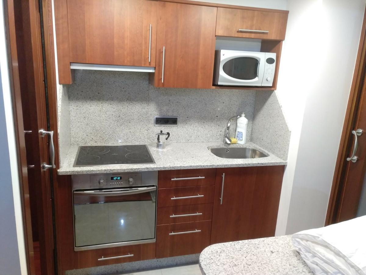 Apartamentos Turisticos Javier Lugo Kültér fotó