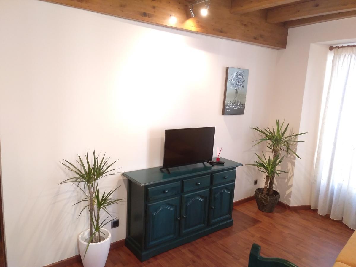 Apartamentos Turisticos Javier Lugo Kültér fotó