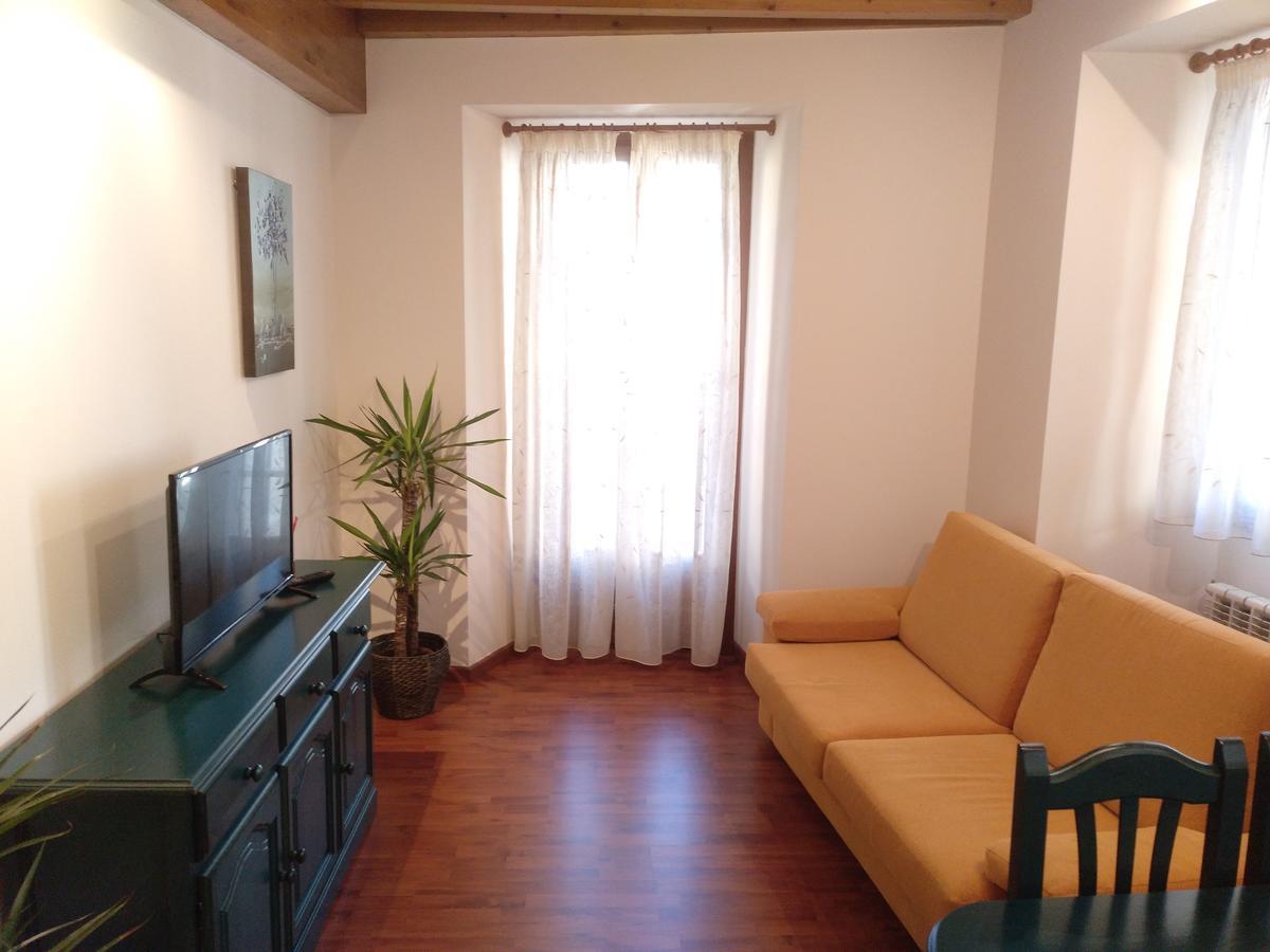 Apartamentos Turisticos Javier Lugo Kültér fotó